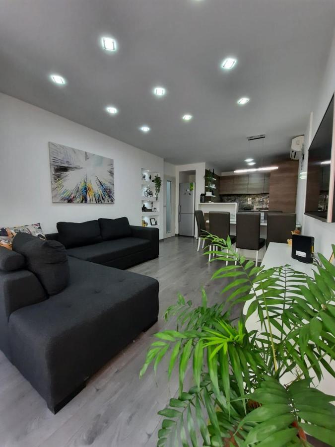 Vice Appartement Omiš Buitenkant foto